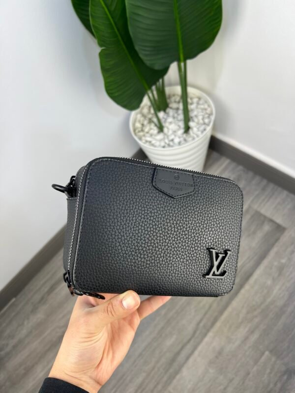 LV Mini box Noir Simple