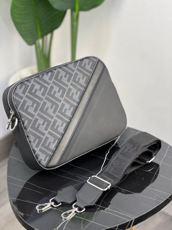 FENDI Sacoche Gris-black lrg001