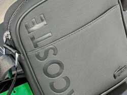 Alternative view of Lacoste tw004 gravé coté (noir)