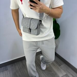 Sac Facteur LV gravé nv syh (gris)
