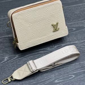 Sac LV gravé coté syh (beige)