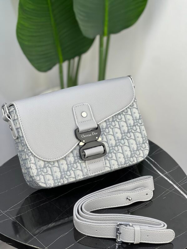 Dior dr 001 (gris) best quality