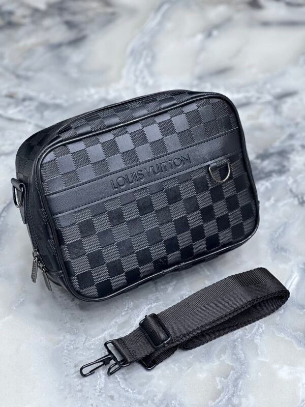 Sacoche LV damé box omr (noir)