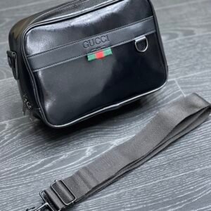 Sacoche Gucci glacé box omr (noir)