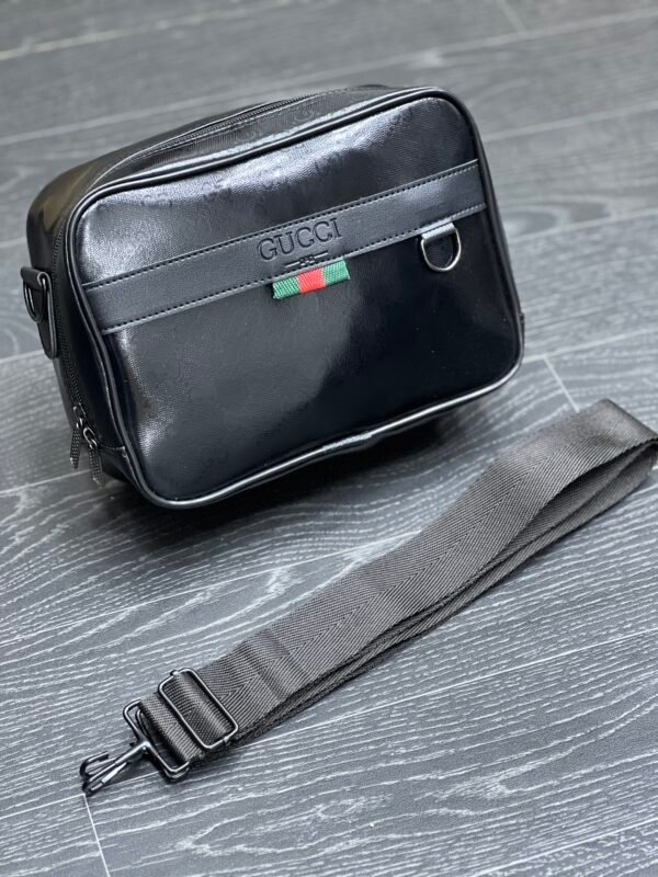 Sacoche Gucci glacé box omr (noir)