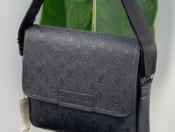 Alternative view of Sacoche Facteur LV gravé omr pcs (noir)