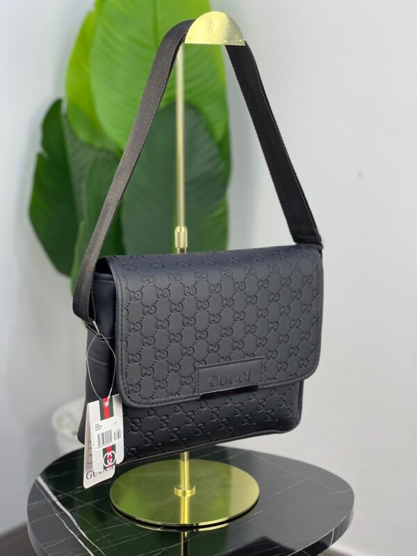 Sacoche Facteur Gucci gravé omr (noir) – Image 2