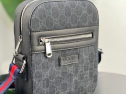 Alternative view of Sacoche Gucci tw box bleu