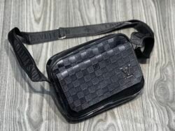 Sacoche LV fst omr Damé (noir)