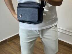 Alternative view of Sacoche LV fst omr grv (noir)