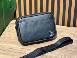 Sacoche LV gravé sgh box nv (noir)