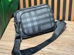 Sacoche Burburry Poche new BQ