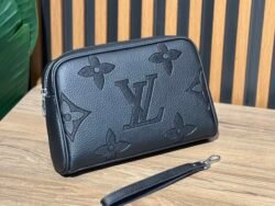 Sac a main LV gravé big B,Q (noir)