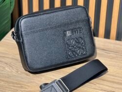Sacoche Loewe gravé new syh (noir)