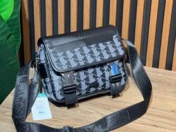 Sacoche Lacoste btm B 2 sbt Chromée NEW