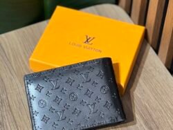 Portefeuille LV gravé 002 (noir)